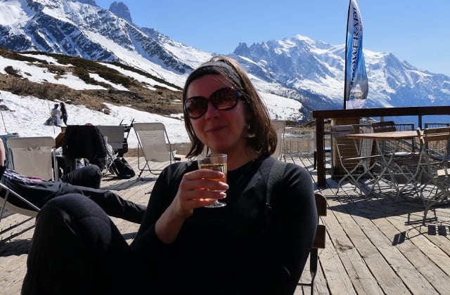 Jane Lemon relaxing on skiing holiday